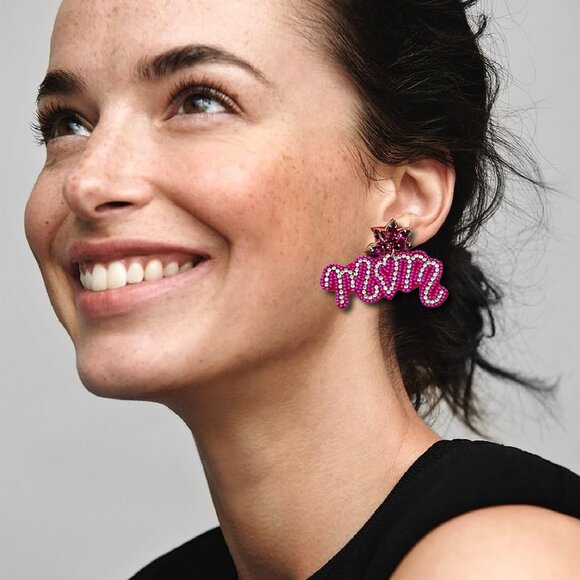 Gorgeous Fuchsia Pink Rhinestone Seed Beaded Mother's Day Mom Gift Earrings NEW - Picture 2 of 6